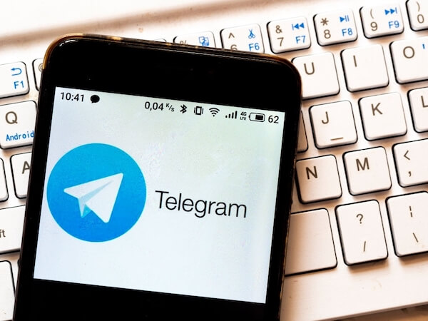 Kelebihan dan Kekurangan Menggunakan Bot Tulis Telegram